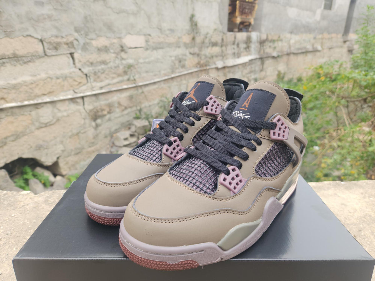 Air Jordan 4 Retro Taupe Brown