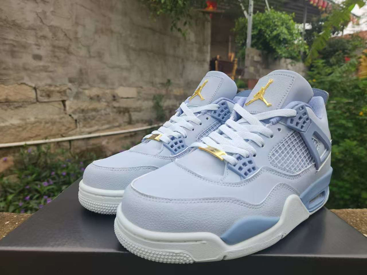 Air Jordan 4 Retro Sneakers – Grey & Blue