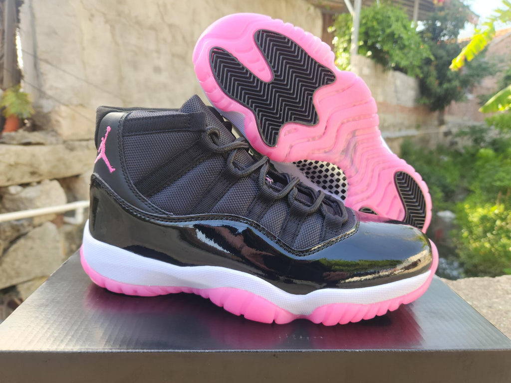 Air Jordan 11 Retro Black Rose Red