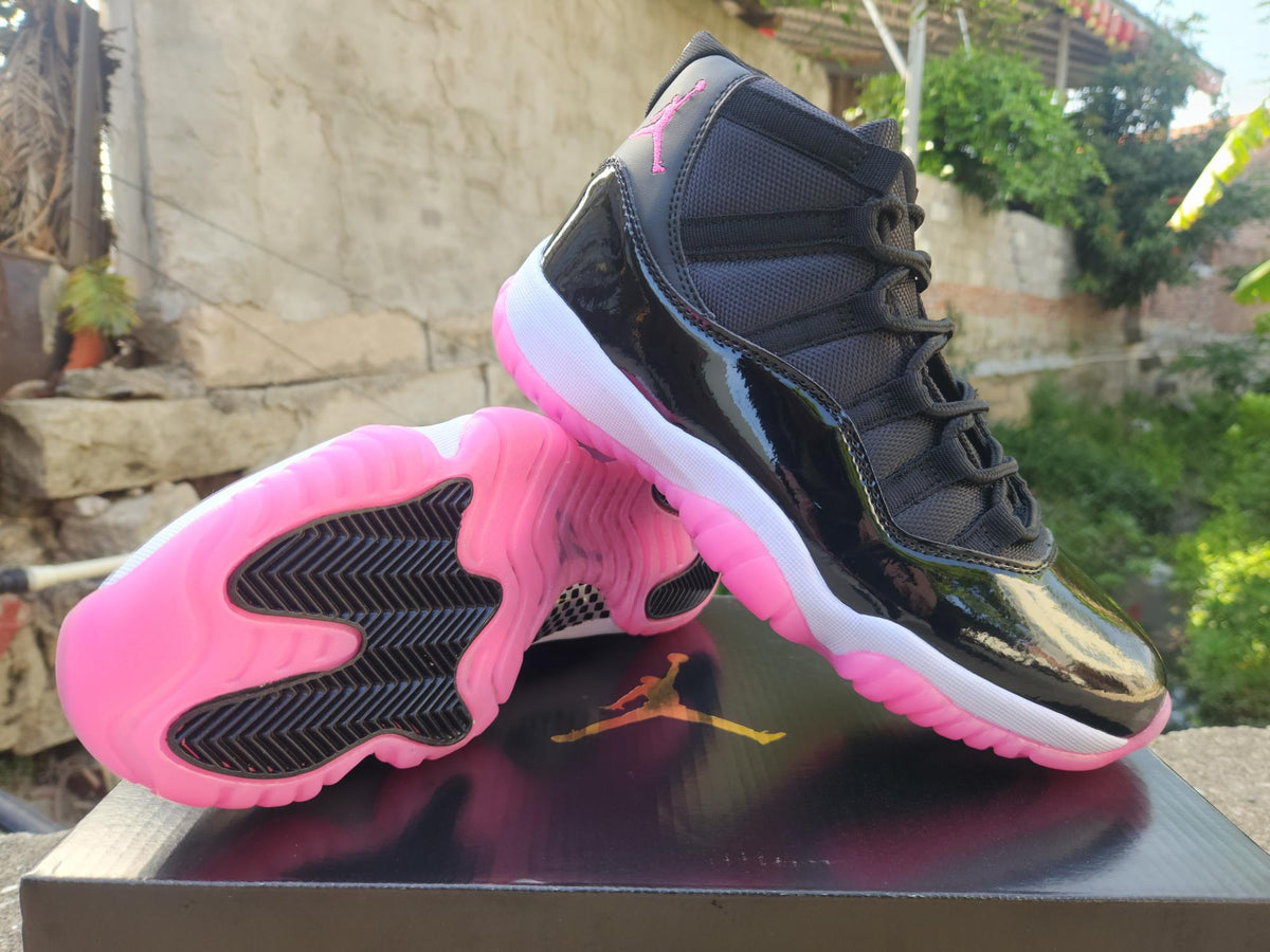 Air Jordan 11 Retro Black Rose Red